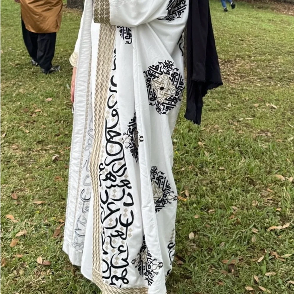 White and Black Embroidered Kaftan/Abaya - Picture 1 of 5